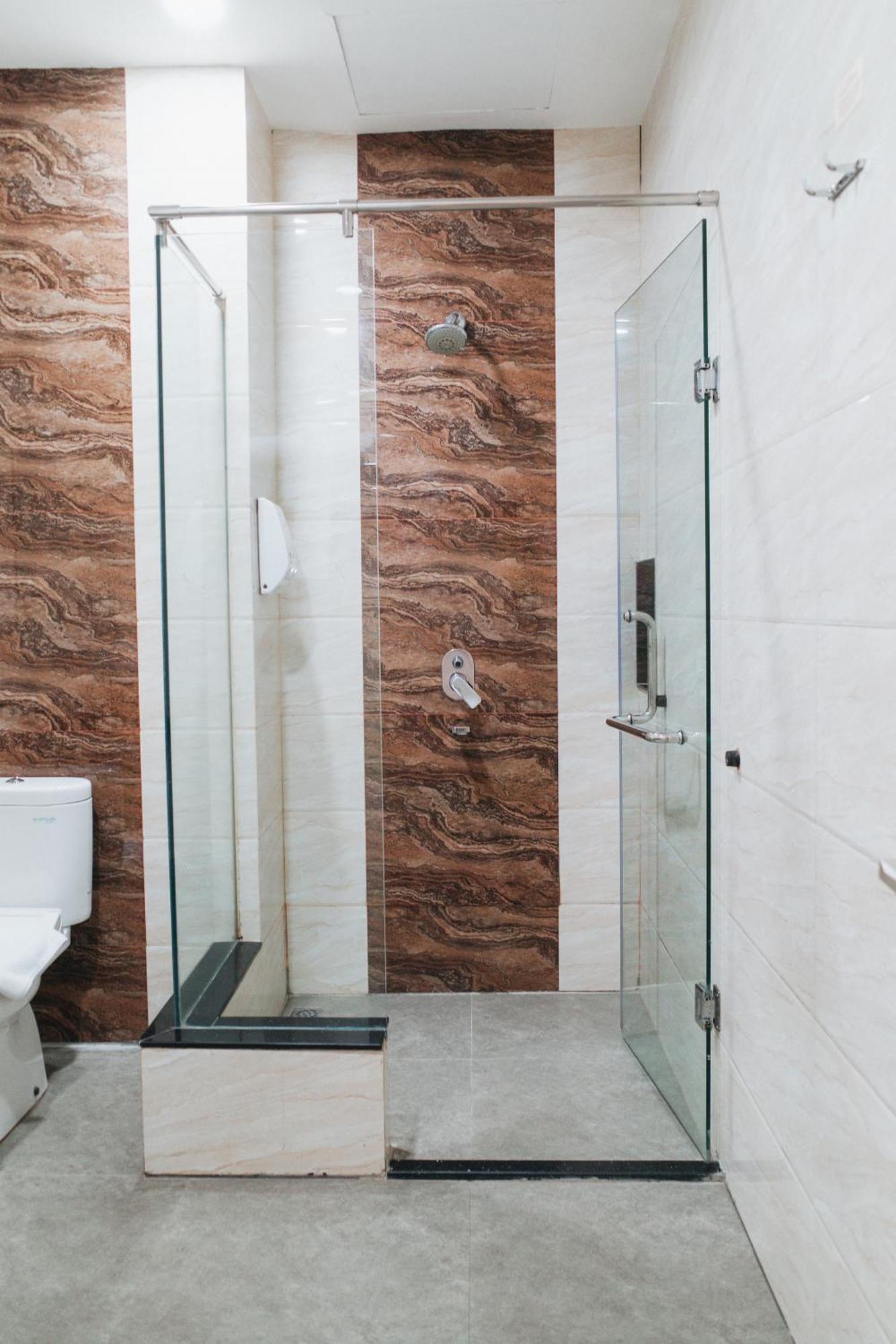 Batam Harbour Boutique Hotel & Spa Nagoya Dış mekan fotoğraf